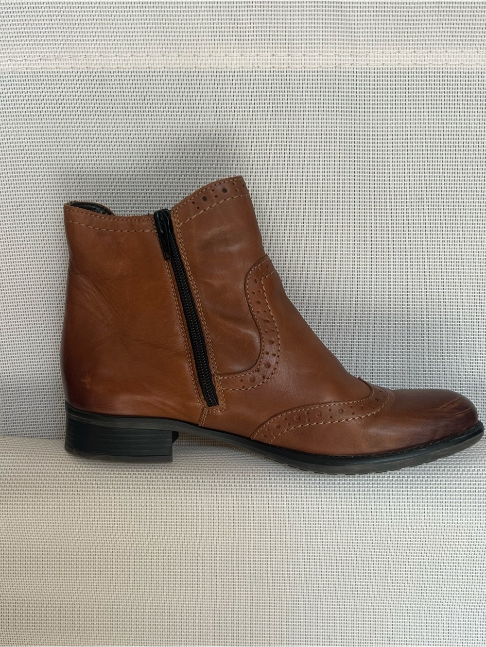 Remonte Brown Leather Brogue Chelsea Ankle Boots EU 38 US Size 8 (snug 8) - Picture 11 of 12